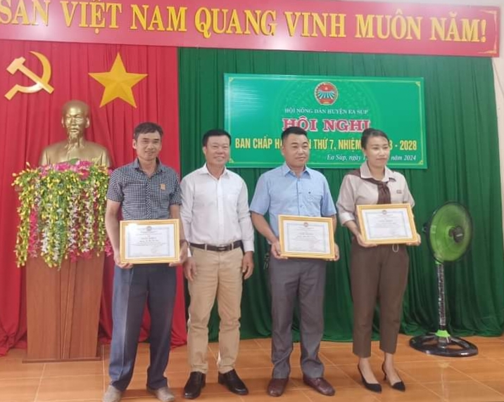 khen cá nhân